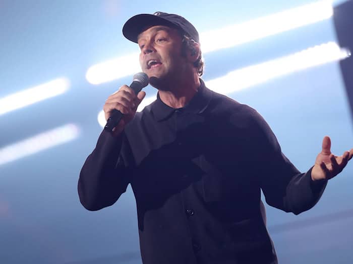 Aki Bosse: Mit neuem Album «Stabile Poesie» gegen Hasskommentare – Tourstart in Braunschweig