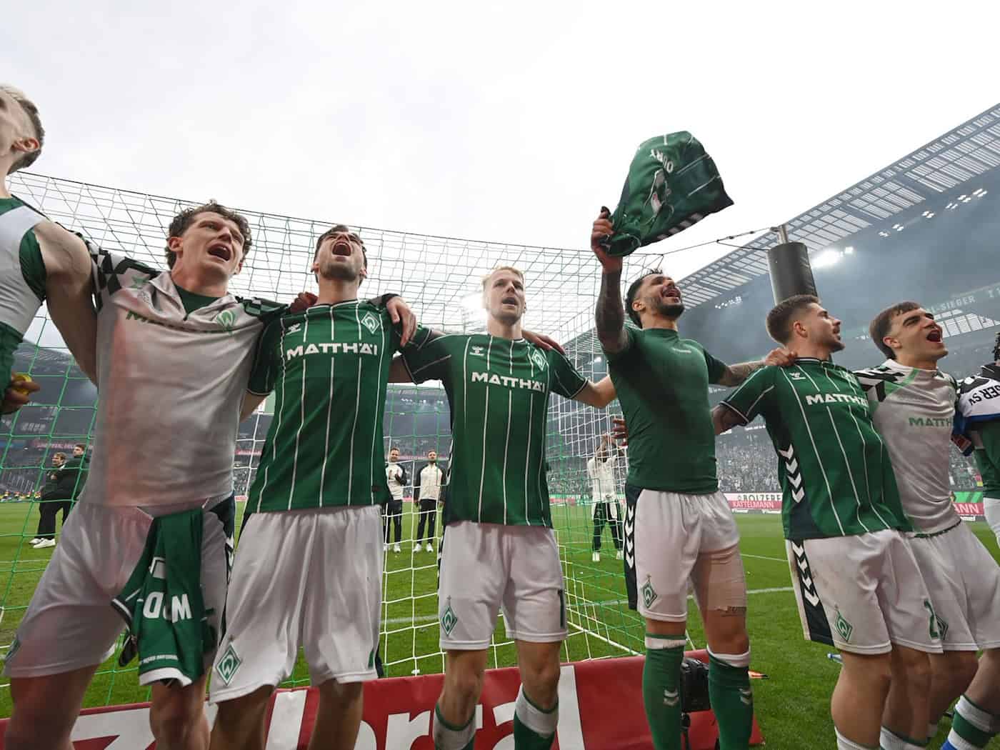 Bremer Jubel nach dem Derbysieg. / Foto: Carmen Jaspersen/dpa