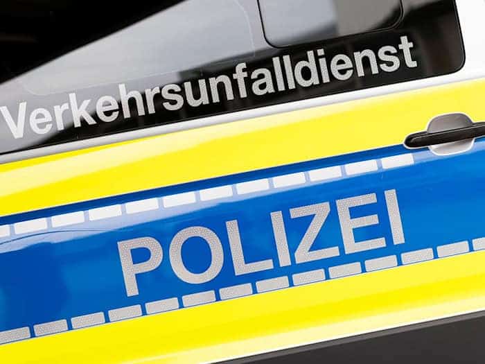 Die Autobahn war nach dem Unfall für mehrere Stunden gesperrt. (Symbolbild) / Foto: Michael Matthey/dpa