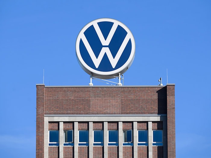 Der VW-Vorstand öffnet die Bücher für das erste Quartal. (Archivbild) / Foto: Julian Stratenschulte/dpa
