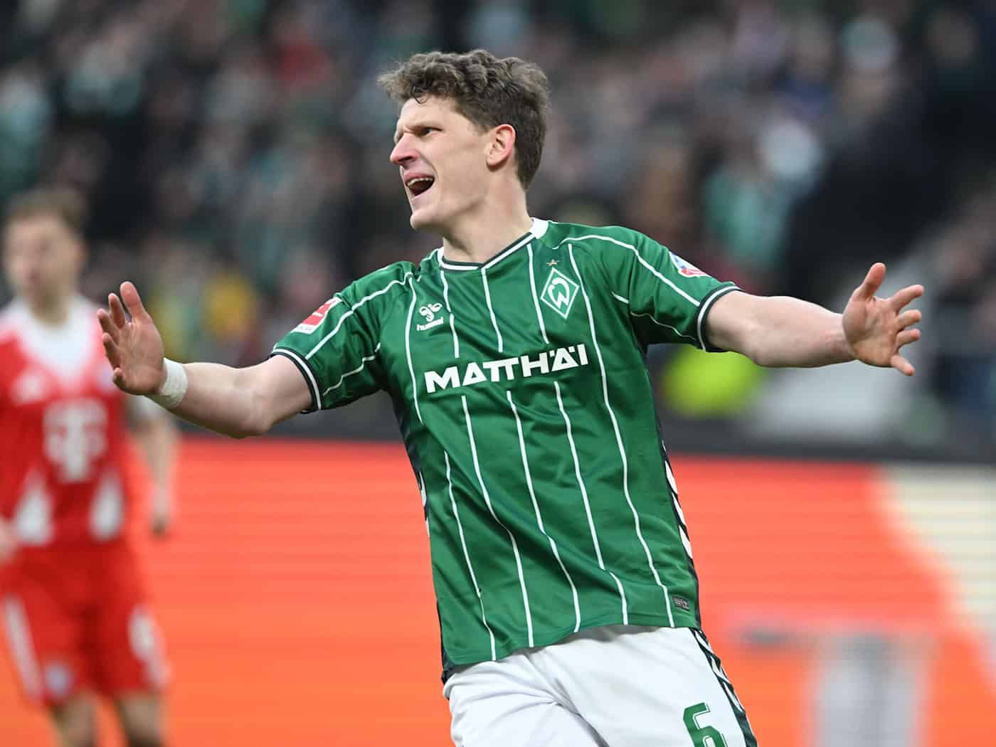 Über den Einsatz von Jens Stage im Nordderby gegen den Hamburger SV wird nach dem Abschlusstraining am Freitag entschieden. (Archovbild) / Foto: Carmen Jaspersen/dpa