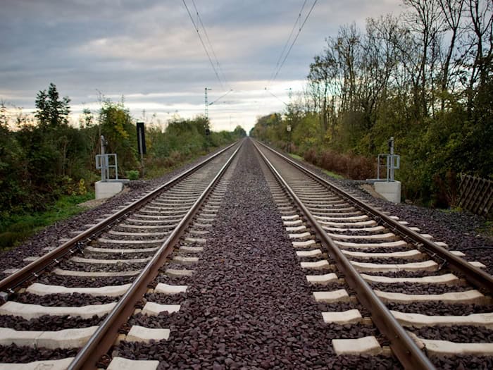 In Lingen stirbt ein älterer Radfahrer an einem Bahnübergang / Foto: picture alliance / dpa