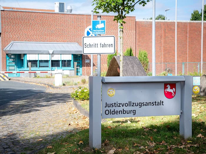 Angehörige über Ausführungen Högels nicht informiert
