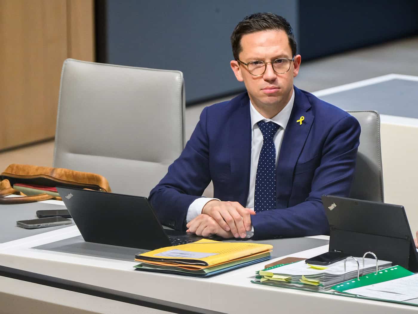 Niedersachsens Wissenschaftsminister Falko Mohrs (SPD) fordert die Bundesregierung auf, an der Bafög-Novelle festzuhalten. (Archivbild) / Foto: Julian Stratenschulte/dpa