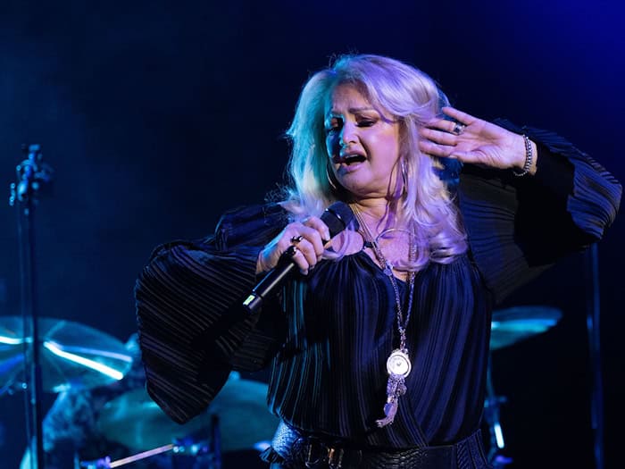 Bonnie Tyler sagt Konzert ab: Krankheit überschattet Tournee