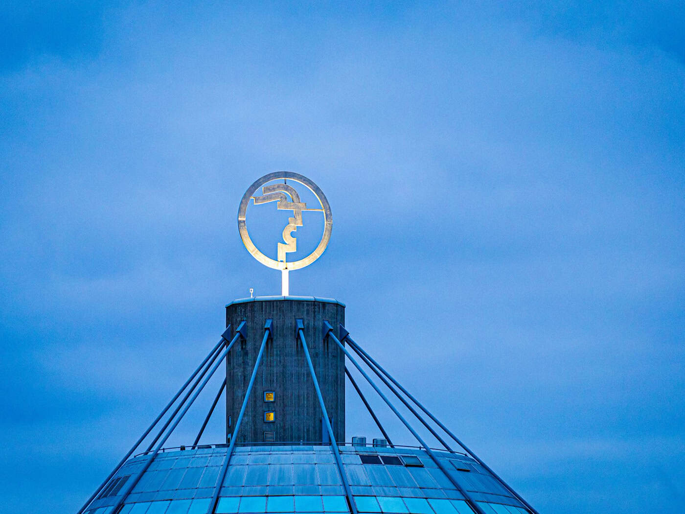 Die Deutsche Messe AG zählt nach eigenen Angaben zu den führenden Messegesellschaften weltweit. (Archivbild) / Foto: Moritz Frankenberg/dpa