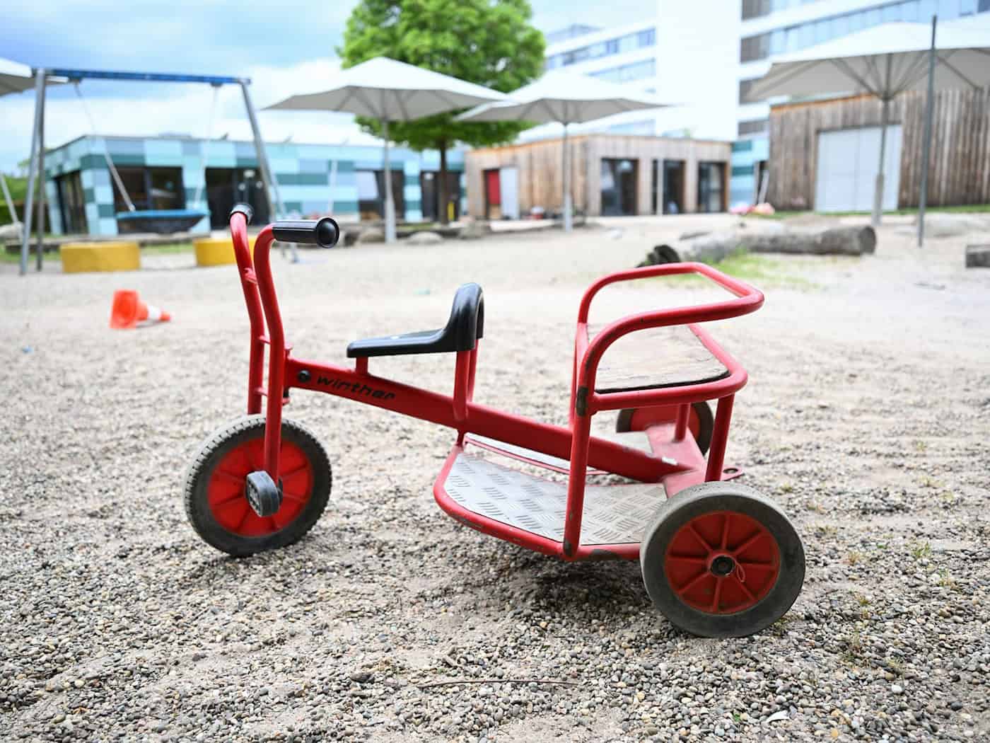 In Garbsen bei Hannover wird in kurzer Zeit gleich zweimal in Kindergärten eingebrochen. (Symbolbild) / Foto: Bernd Weißbrod/dpa