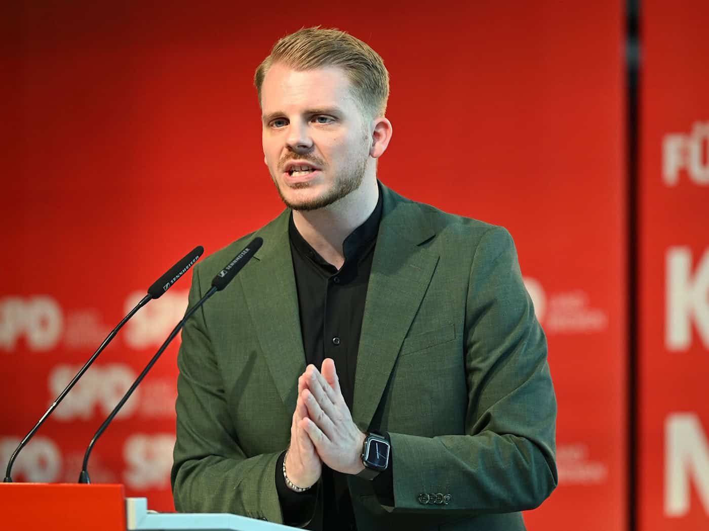 Der Generalsekretär der SPD, Tim Klüssendorf, fordert einen klaren Fokus seiner Partei.  / Foto: Carmen Jaspersen/dpa