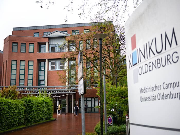 Das Klinikum Oldenburg kündigte an, von der Cyberattacke betroffene Patienten zu informieren. (Archivbild) / Foto: Sina Schuldt/dpa