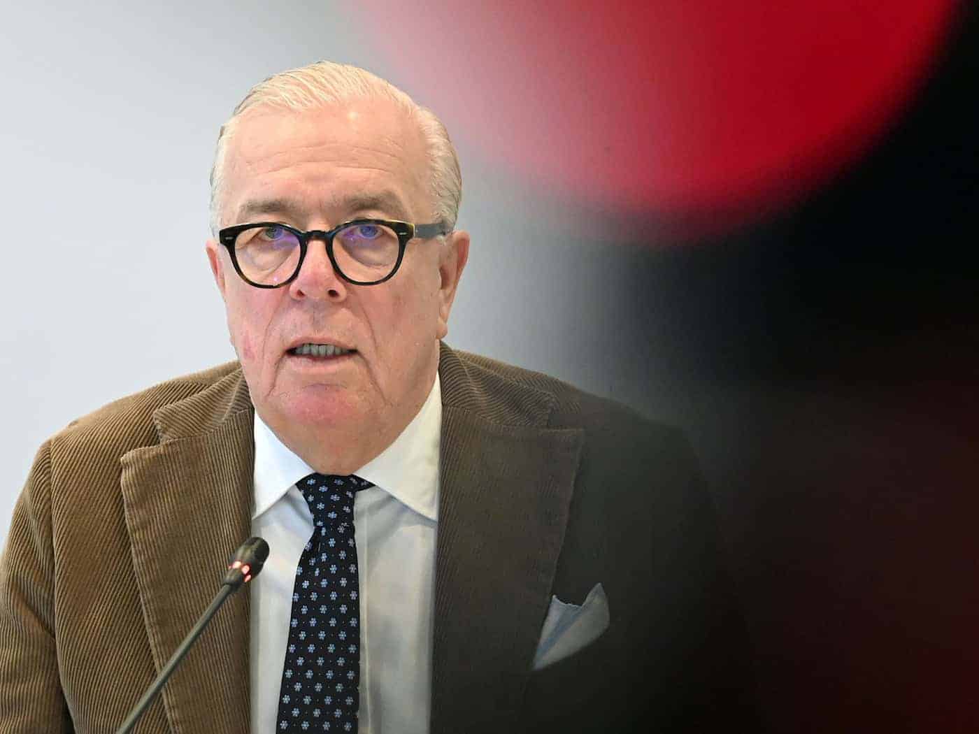 Ärztepräsident Reinhardt warnt vor gefälschten Ärzte-Videos im Internet. (Archivbild)   / Foto: Elisa Schu/dpa