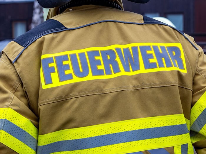 Die Feuerwehr konnte mutmaßlich der Bewohnerin das Leben retten. (Symbolbild) / Foto: Jens Büttner/dpa