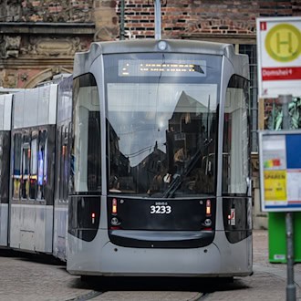 In einer Straßenbahn in Bremen wurde Pfefferspray versprüht. (Symbolbild) / Foto: Focke Strangmann/dpa