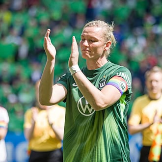 Alexandra Popp bei ihrem Abschiedsspiel in Wolfsburg.  / Foto: Moritz Frankenberg/dpa