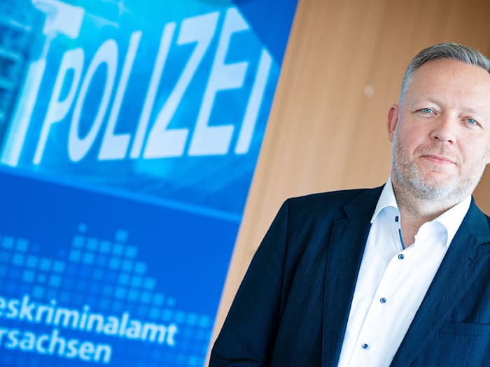Registriert weniger Fälle von Abzocke im Internet: LKA-Präsident Thorsten Massinger. (Archivbild) / Foto: Moritz Frankenberg/dpa