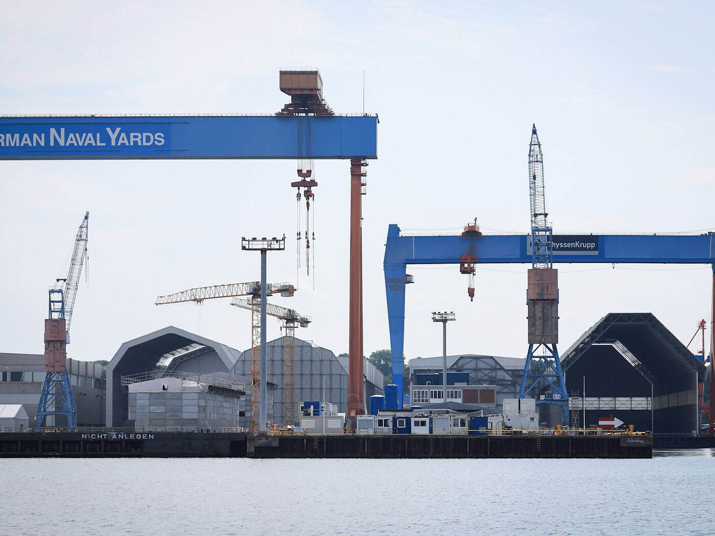 German Naval Yards und TKMS teilen bereits ein Werftgelände. (Archivbild.) / Foto: Christian Charisius/dpa