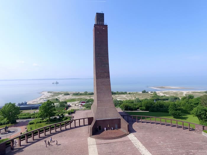 Das Marine-Ehrenmal in Laboe: Am 30.5. 1936 wurde es von den Nationalsozialisten im Beisein von Adolf Hitler eingeweiht. (Archivbild) / Foto: picture alliance / dpa