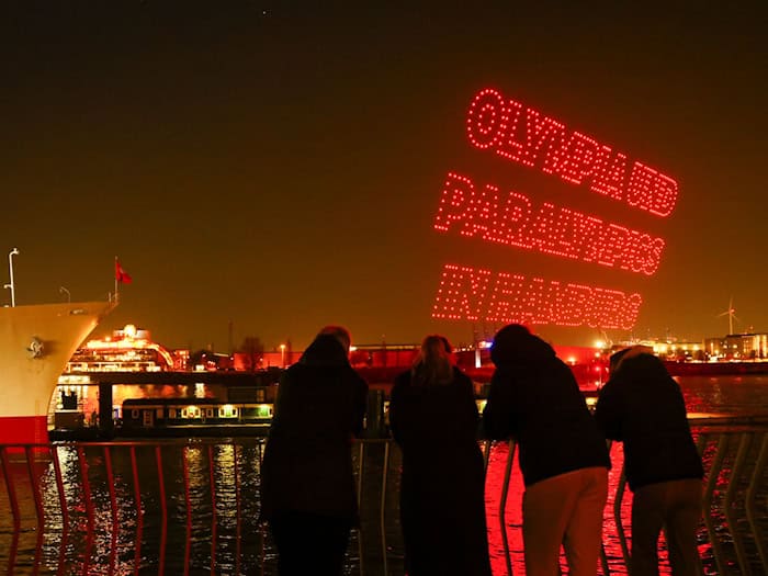 Eine Aktion während der Olympia-Kampagne an den Landungsbrücken. (Archivbild) / Foto: Christian Charisius/dpa