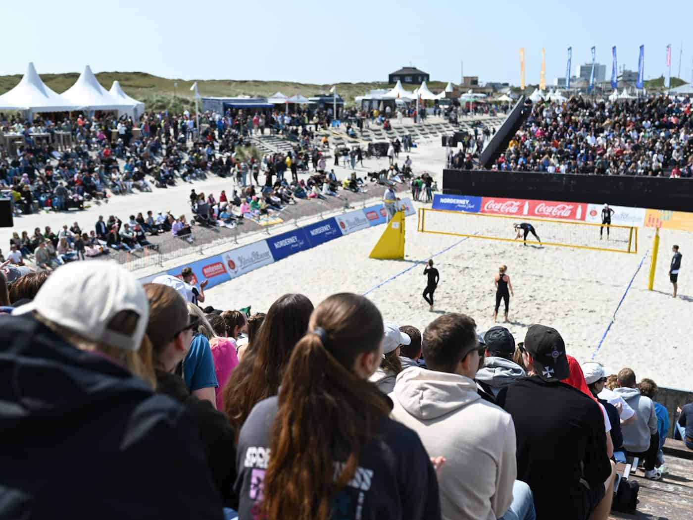 Die Veranstalter erwarten beim White Sands Festival an diesem Wochenende wieder rund 40.000 Besucher auf Norderney. (Archivbild) / Foto: Lars Penning (klemmer)/dpa