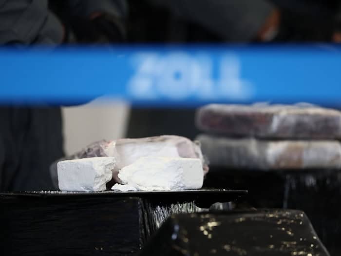 Drogenring im Darknet? Zollbeamter und Polizist im Verdacht