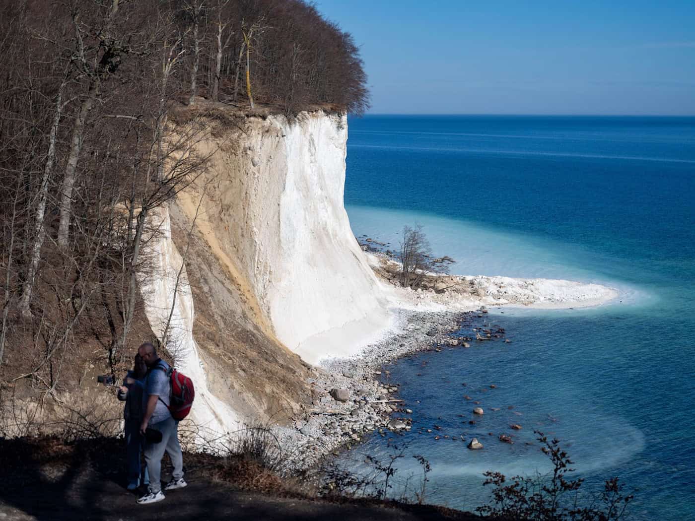 Viele Inseln und Küstenregionen sind wirtschaftlich sehr abhängig vom Tourismus. (Symbolbild) / Foto: Stefan Sauer/dpa