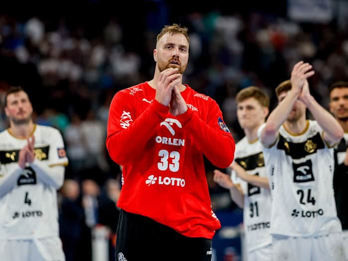 Andreas Wolff und der THW Kiel starten mit einem Heimspiel in die neue Saison. (Archivbild) / Foto: Philipp Szyza/dpa