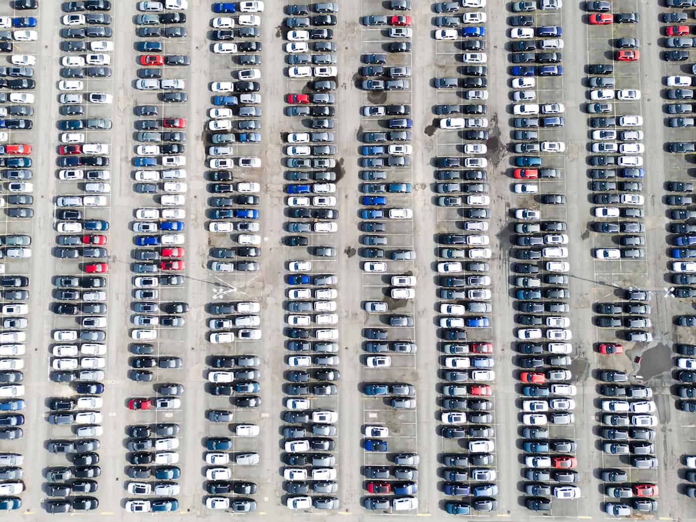 Chinesische Hersteller drängen auf den europäischen Markt. Für Volkswagen stellt sich die Frage, wie die Auslastung der Werke langfristig gesichert werden kann. (Symbolbild) / Foto: Julian Stratenschulte/dpa