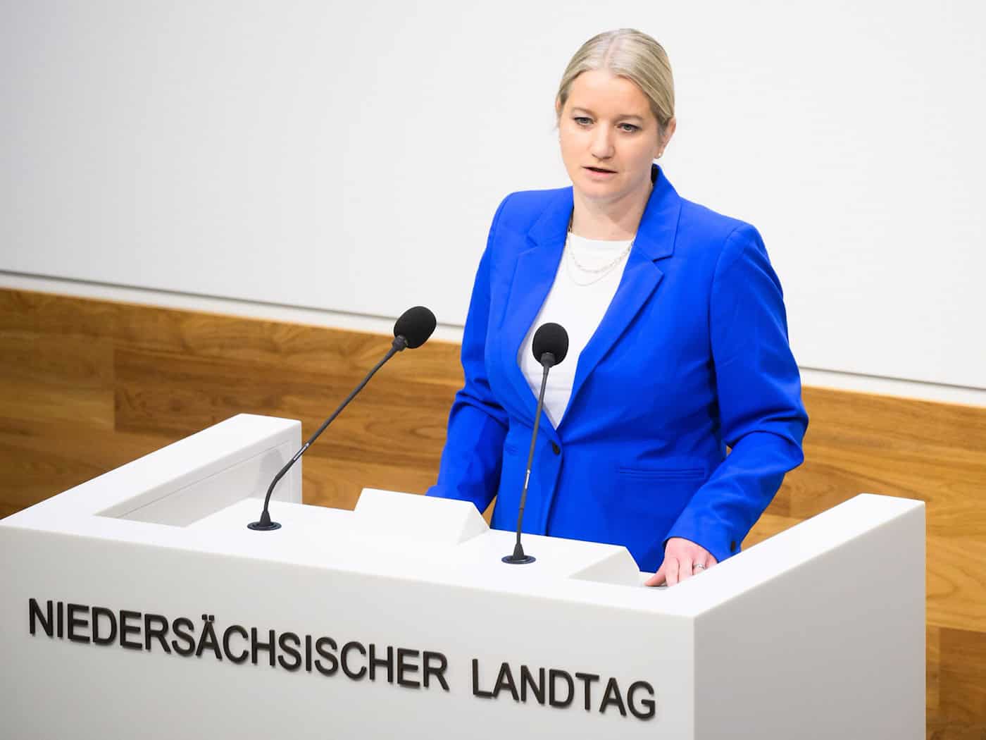 Justizministerin Wahlmann hob das Ziel der Resozialisierung von Straftätern hervor. (Archivbild) / Foto: Kilian Genius/dpa