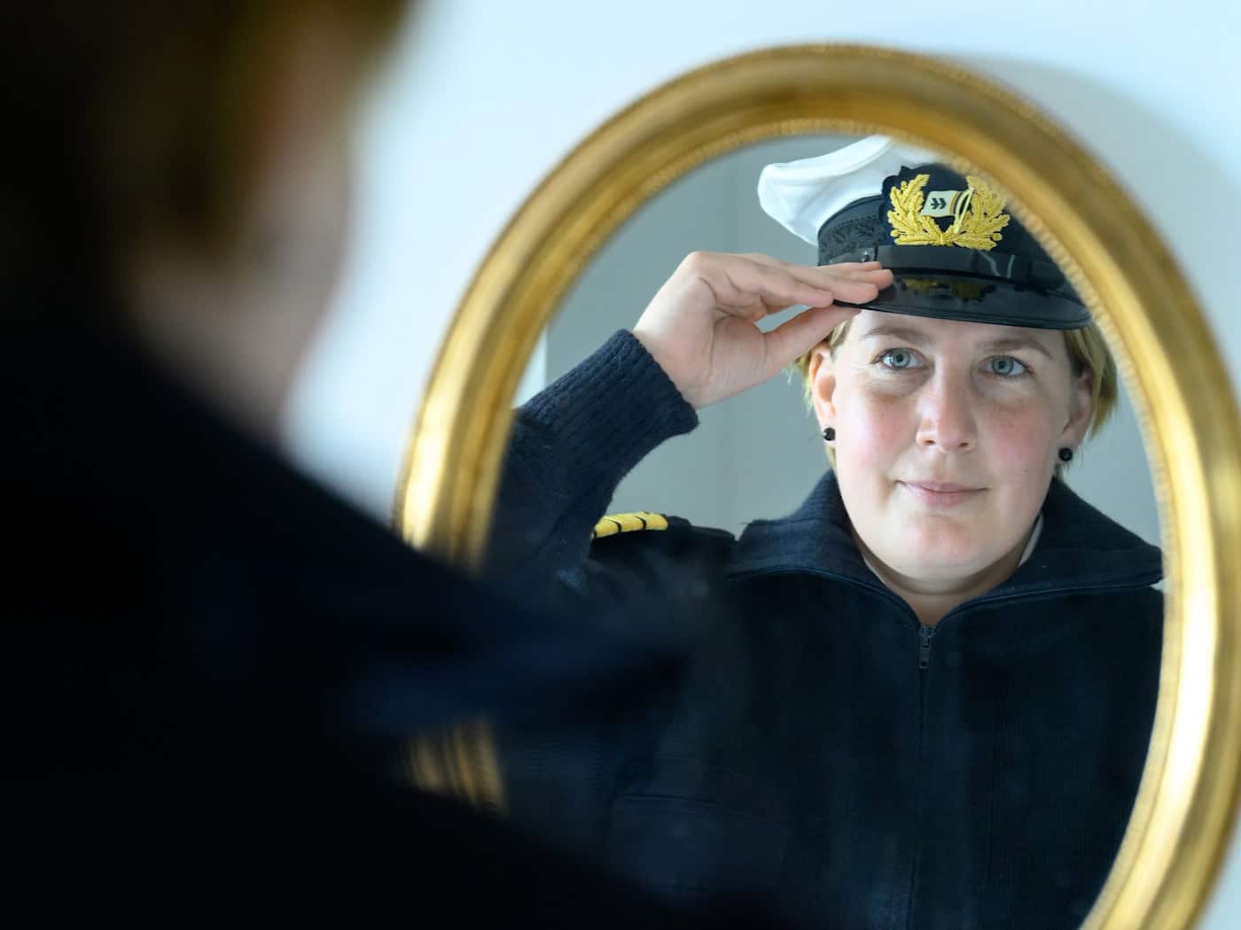 Taalke Middents ist aktuell die jüngste Kapitänin bei Hapag-Lloyd. / Foto: Izabela Mittwollen/dpa