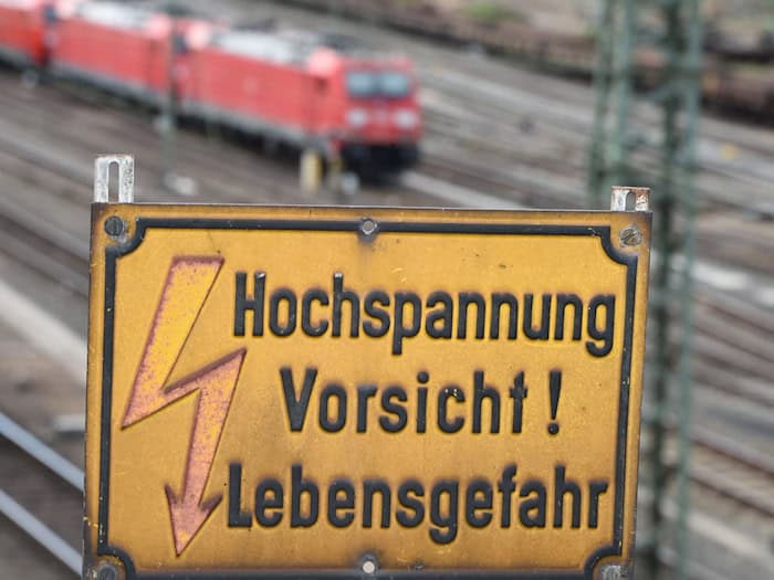 15-Jähriger nach Stromschlag schwer verletzt