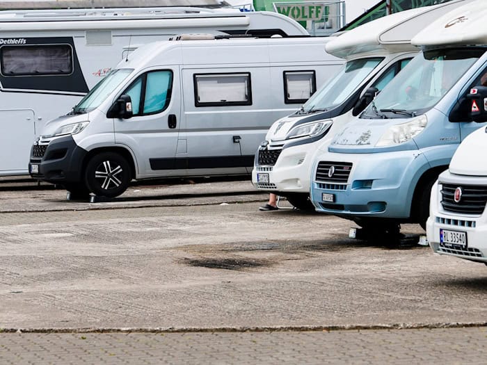 Auf einigen Stellplätzen für Wohnmobil und Caravan müssen Urlauber in Schleswig-Holstein, Mecklenburg-Vorpommern und Niedersachsen in diesem Jahr mehr zahlen. (Symbolbild) / Foto: Frank Molter/dpa