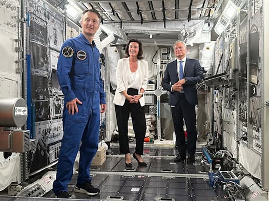 Für Notfälle: Astronaut Maurer übt Zähne ziehen
