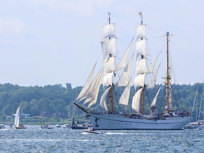 Segelschulschiff «Gorch Fock» bei der Kieler Woche. (Archivbild) / Foto: Bodo Marks/dpa