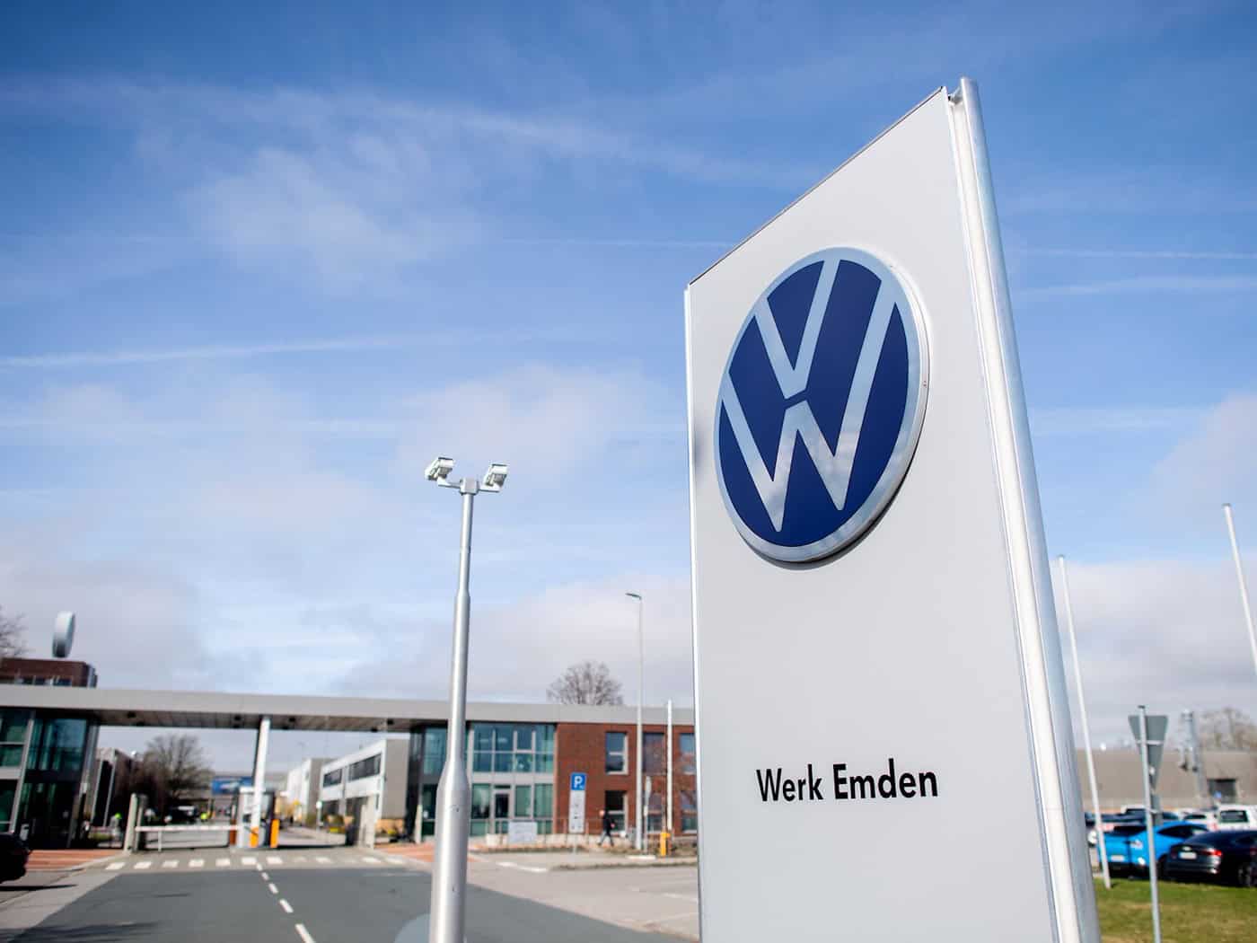 In Ostfriesland ist die Sorge um das Emder VW-Werk groß. (Archivbild) / Foto: Hauke-Christian Dittrich/dpa