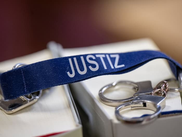 Mann wegen Verdachts auf versuchten Mord in U-Haft