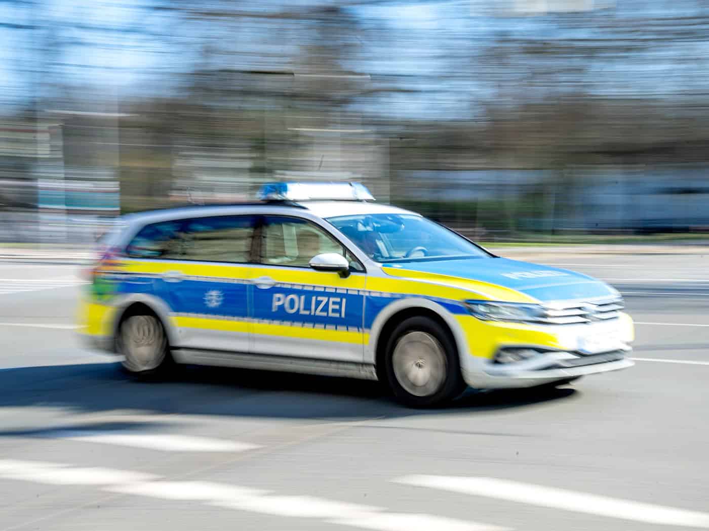 Die Hintergründe des Vorfalls waren zunächst unklar. (Symbolbild) / Foto: Sina Schuldt/dpa