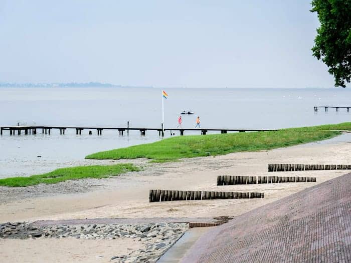In den kommenden Tagen bleibt das Wetter unbeständig, bevor es zum Wochenende hin wieder sommerlich wird. (Symbolbild) / Foto: Hauke-Christian Dittrich/dpa