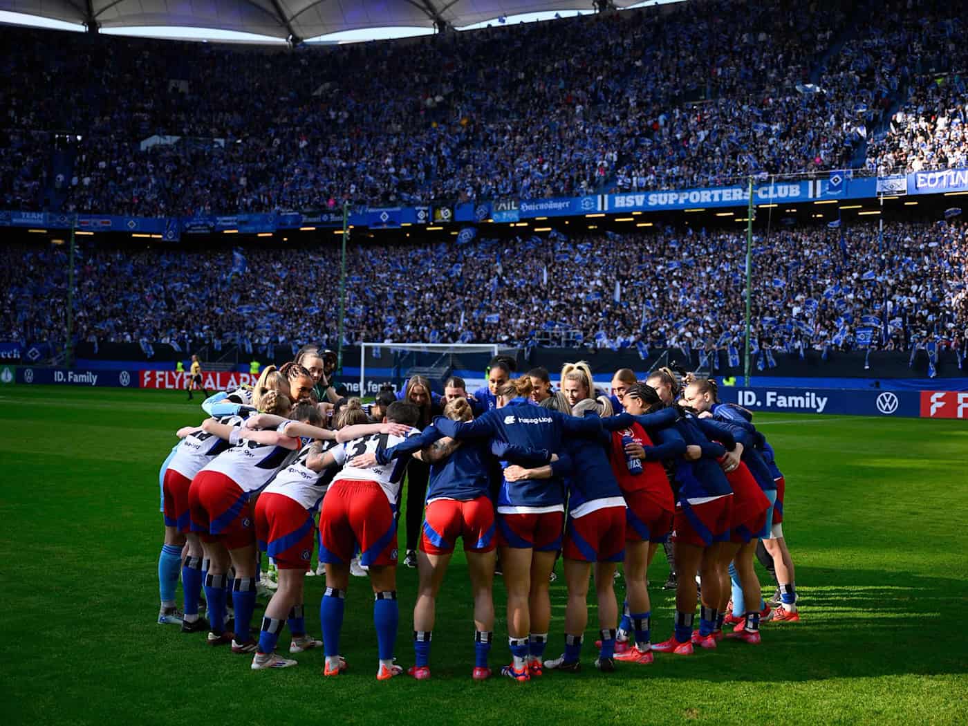 Die Frauen des Hamburger SV im Volksparkstadion. (Archivbild) / Foto: Gregor Fischer/dpa