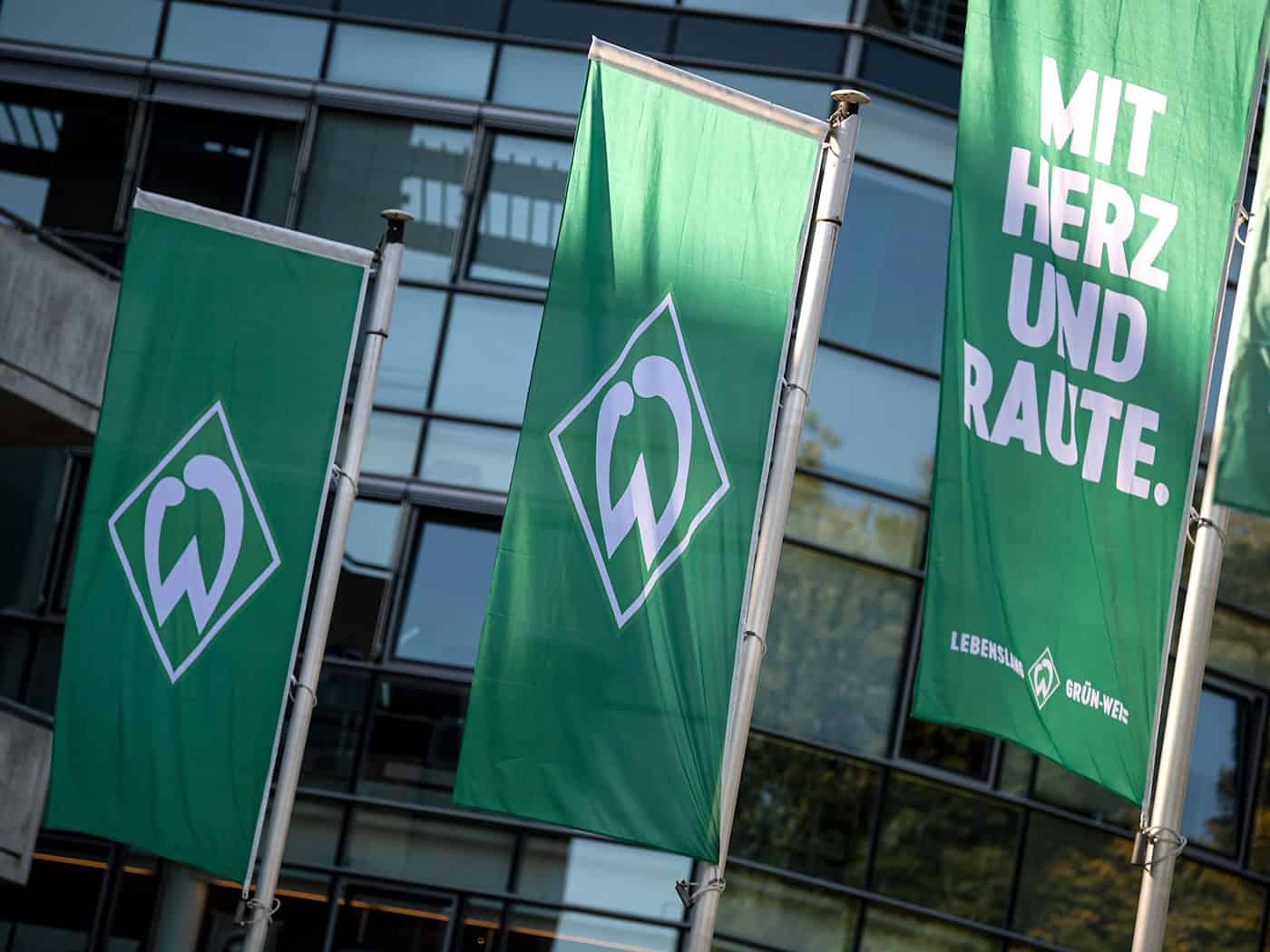 Werder Bremen verliert in Björn Schierenbeck einen wichtigen Mitarbeiter an den VfL Wolfsburg. (Archivbild)  / Foto: Sina Schuldt/dpa