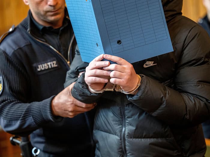 Das Urteil im Prozess um einen Mord auf einem Friedhof in Bremen-Walle ist jetzt rechtskräftig. (Archivfoto) / Foto: Sina Schuldt/dpa
