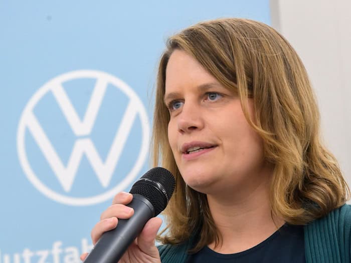 Hamburg gehört dem VW-Aufsichtsrat seit Ende 2022 an. (Archivbild) / Foto: Julian Stratenschulte/dpa