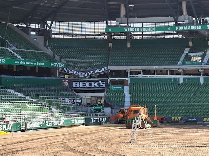 Der Bundesligastart im Bremer Weserstadion ist nach dem Teileinsturz nicht gefährdet. / Foto: Kai Moorschlatt/dpa
