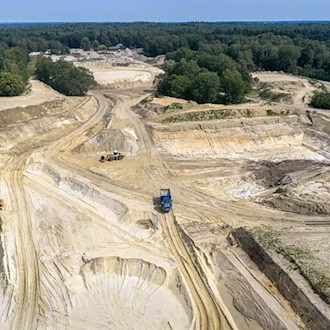BImA startet Bodenaustausch in Bremen-Farge: 185.000 m³ kontaminiertes Erdreich wird ausgegraben