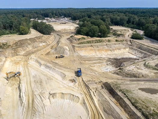 BImA startet Bodenaustausch in Bremen-Farge: 185.000 m³ kontaminiertes Erdreich wird ausgegraben