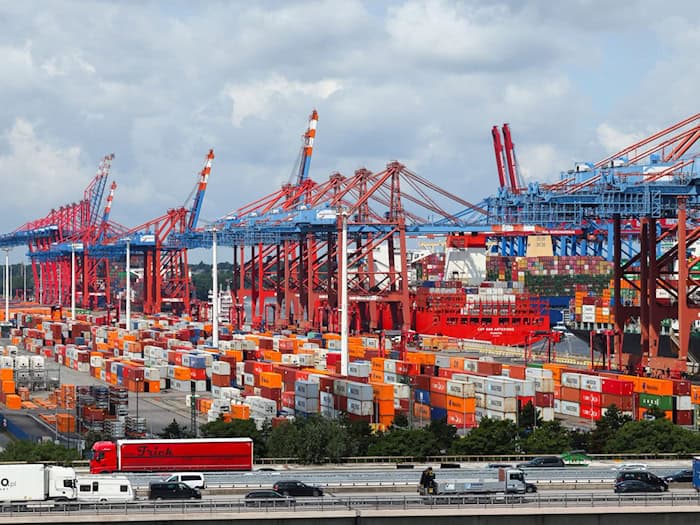 Der Hamburger Hafen ist Deutschlands wichtigster nach Umschlag. (Archivbild)  / Foto: Christian Charisius/dpa