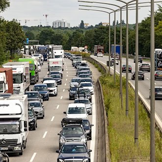 Ferienende in Schleswig-Holstein: ADAC warnt vor Rückreisewelle und Staus auf A7 und A1