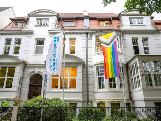 AfD-Kandidatin verliert Job – Was sagt ein Arbeitsrechtler?