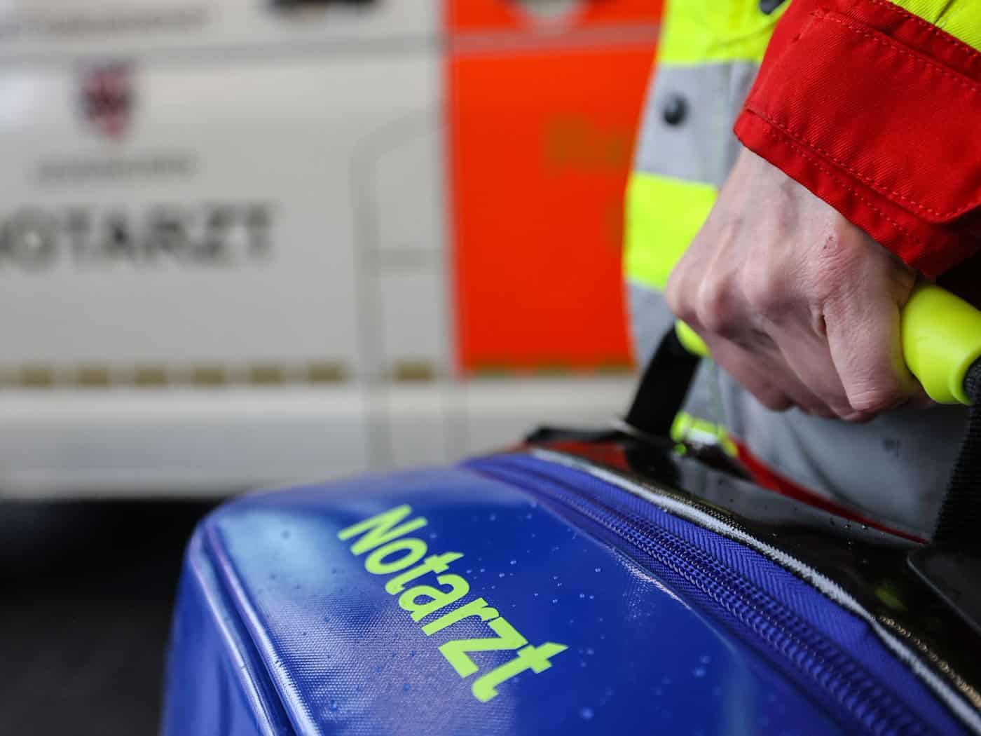 Autofahrer bei Auffahrunfall schwer verletzt