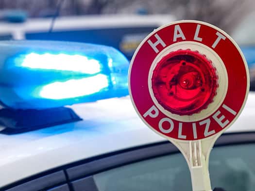 Autofahrer flieht vor Kontrolle auf A2