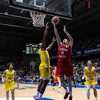 Basketball Löwen Braunschweig verpflichten schwedischen Center Zaba Bangala
