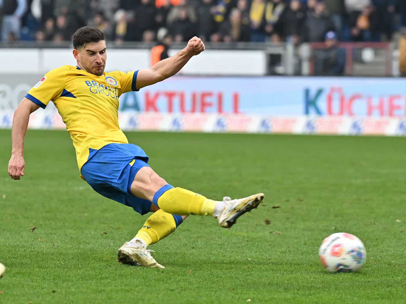 Eintracht Braunschweig: Heußer am Innenband verletzt und fehlt mehrere Wochen